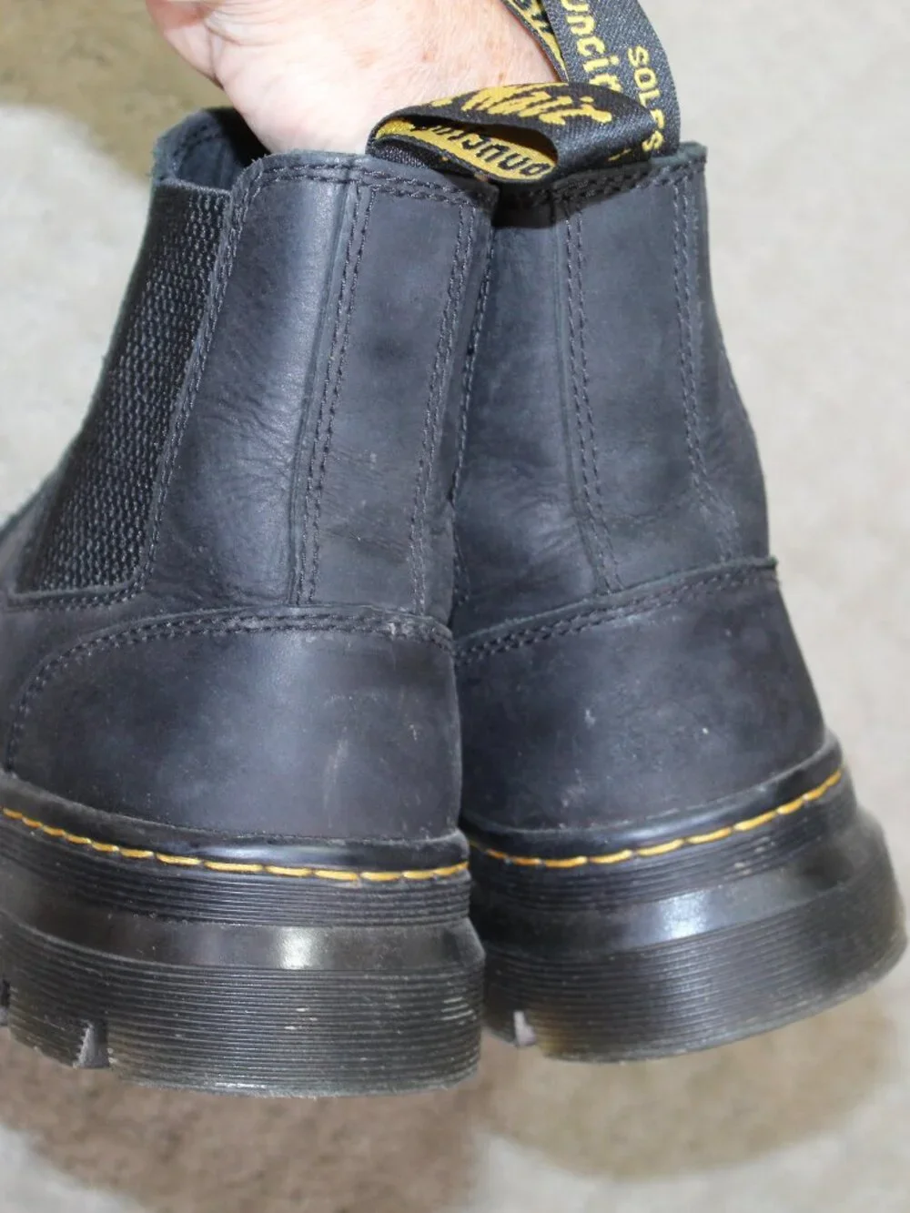 Dr. Martens Air Wair Women's 8 / Men's 7 Chelsea Black Nubuck Ankle Boots